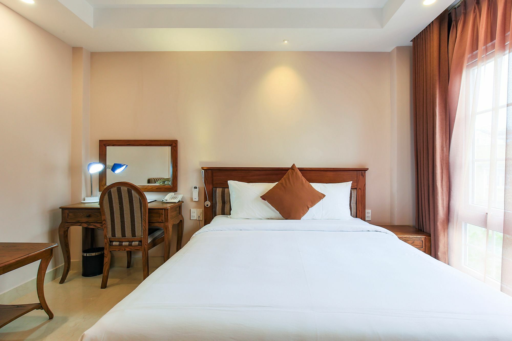 Hoang Lan Hotel Bandar Ho Chi Minh Luaran gambar